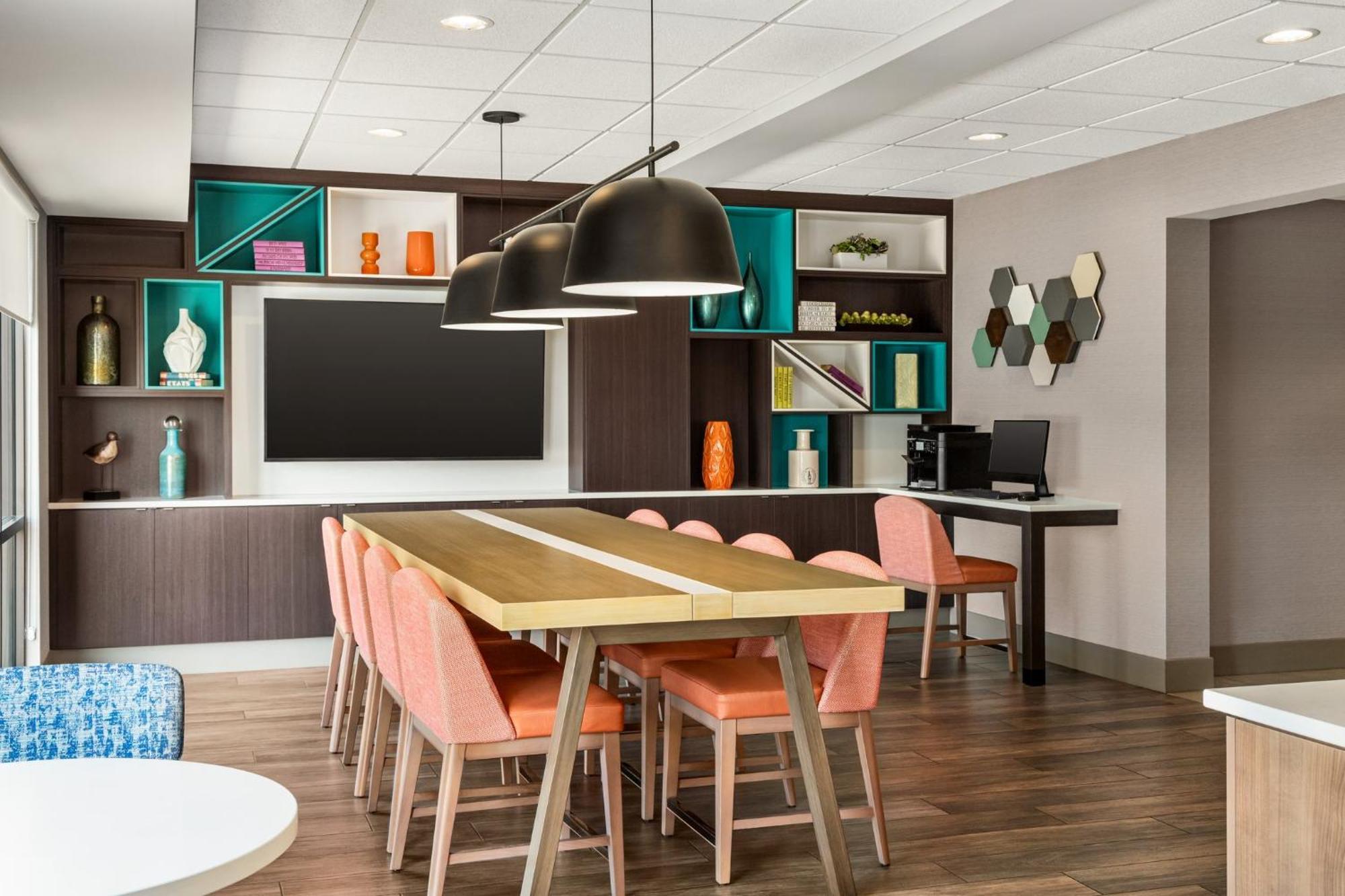 & By Ihg 2* Council Bluffs