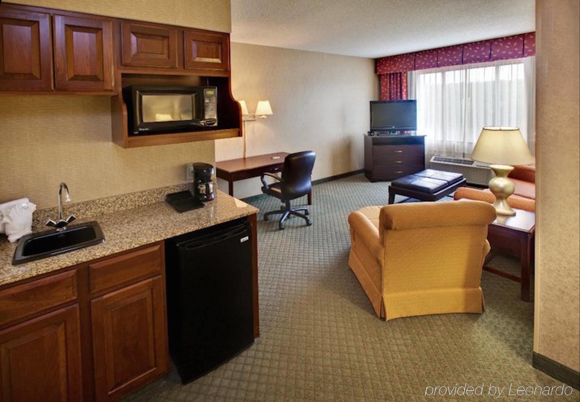 & By Ihg