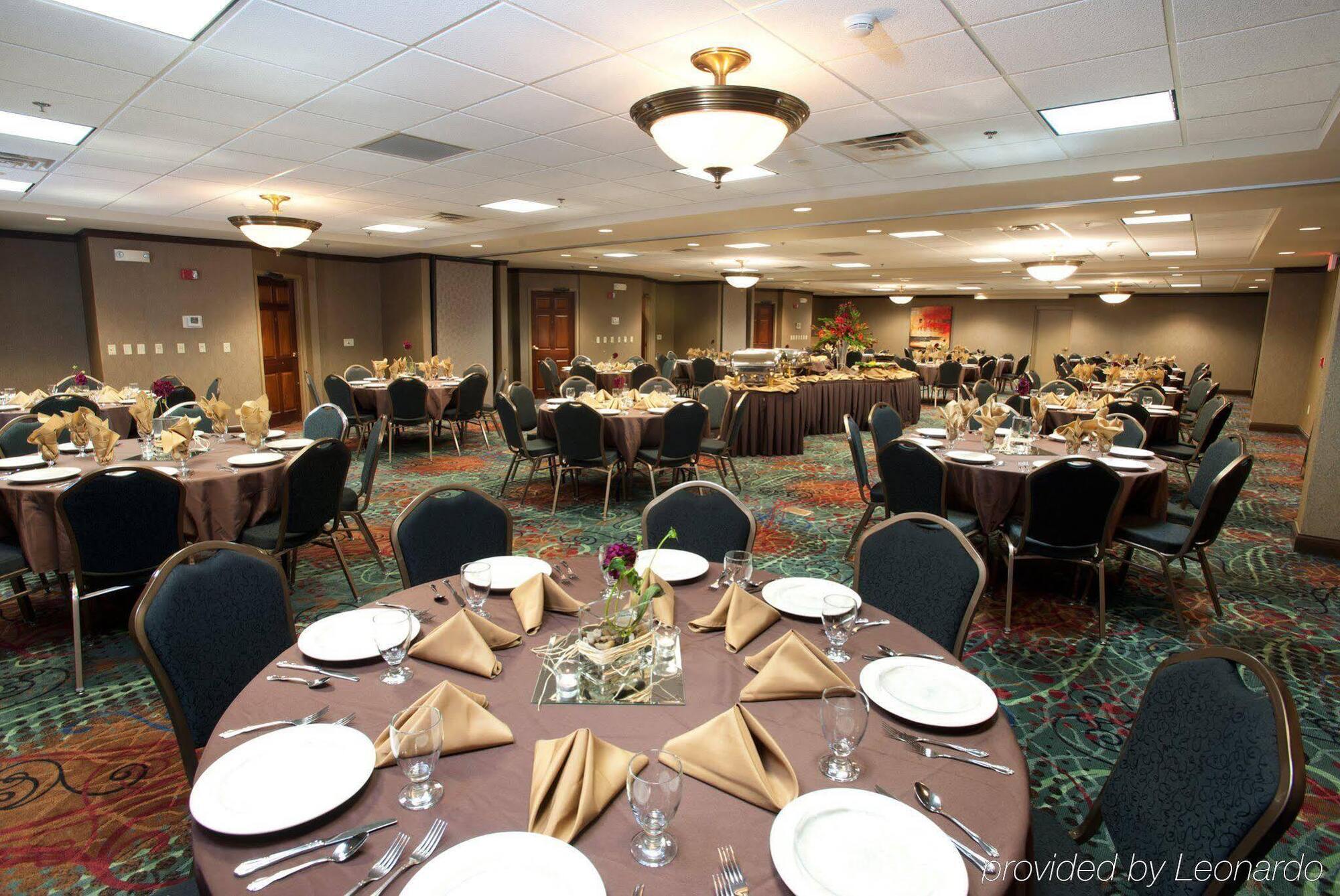 & By Ihg Council Bluffs