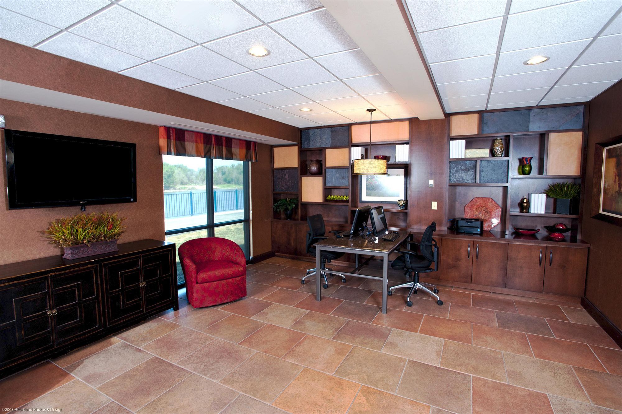 Hotel & By Ihg Council Bluffs